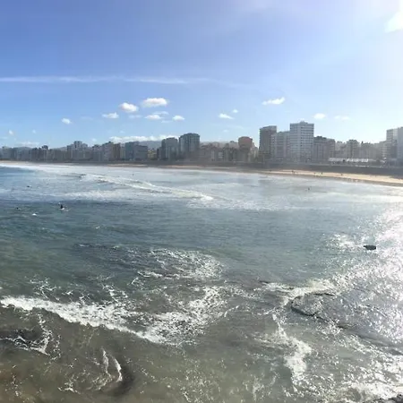 Muelle De * Gijon